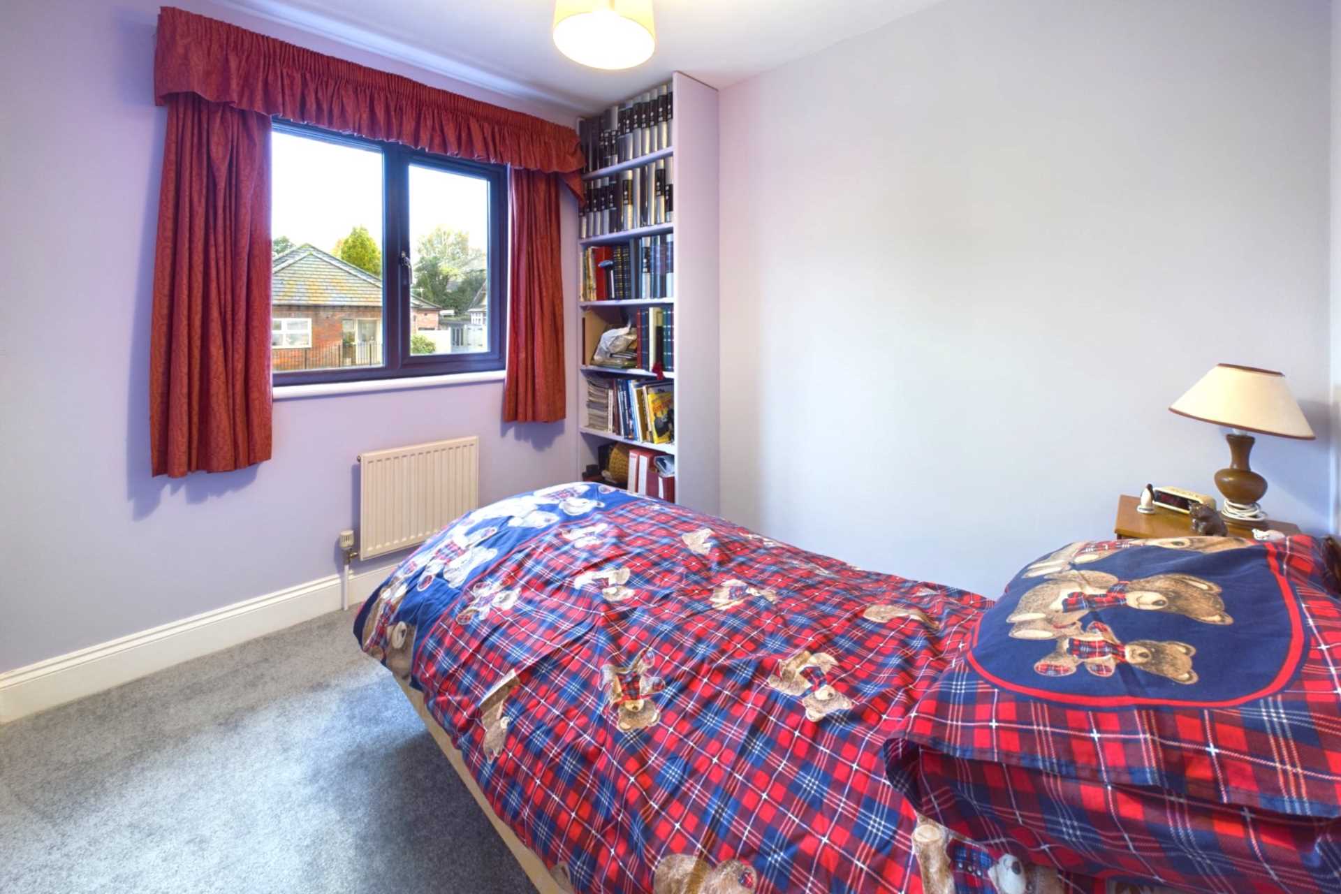 Park Road, Boxmoor, Image 10