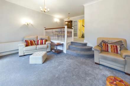 Park Road, Boxmoor, Image 3