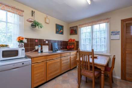Gadeview Road, Manor Estate, Image 21