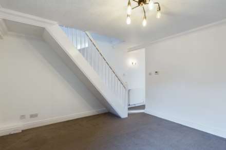 Cotterells Hill, Town Centre, Unfurnished, Available Now, Image 14