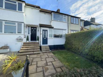 2 Bedroom House, Sunnyhill Road, Boxmoor, Unfurnished, Available March 2024