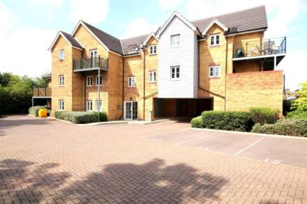 Willow Court, Apsley, Image 2