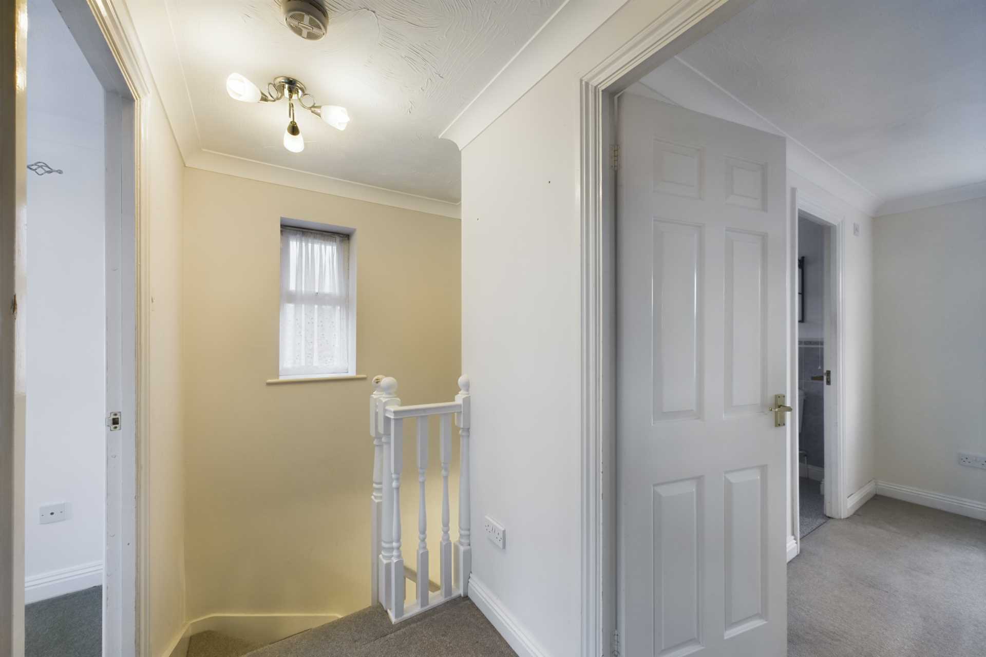 Property For Sale Hawkins Way, Bovingdon David Doyle (ID 20226)