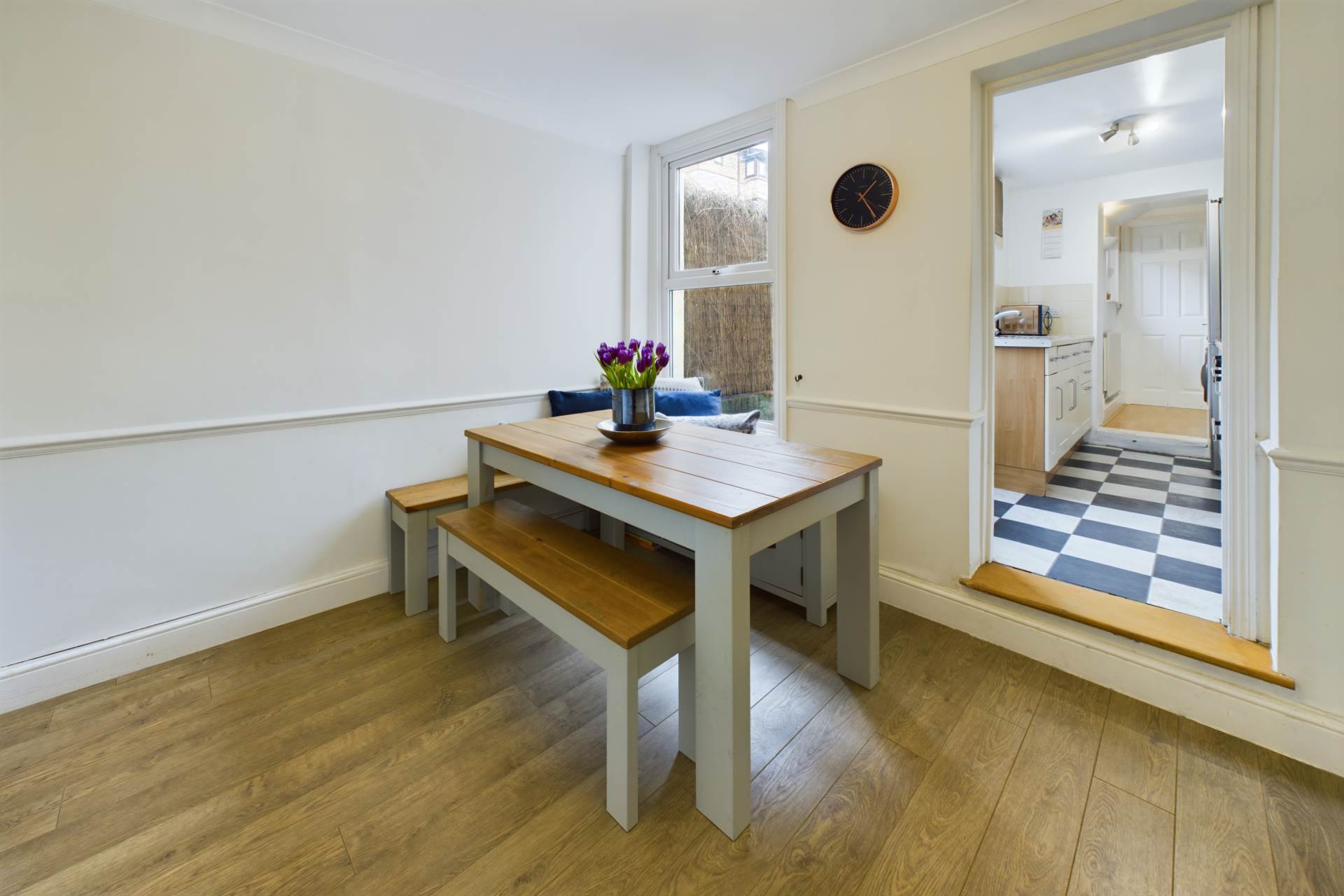 **  2 DOUBLE BEDS - TUCKED AWAY OLD TOWN SITUATION  **  St Marys Road, OLD TOWN, Image 10