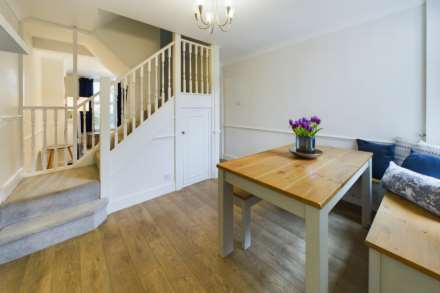 **  2 DOUBLE BEDS - TUCKED AWAY OLD TOWN SITUATION  **  St Marys Road, OLD TOWN, Image 4