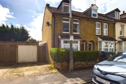 Property For Sale Horsecroft Road, Boxmoor, Hemel Hempstead