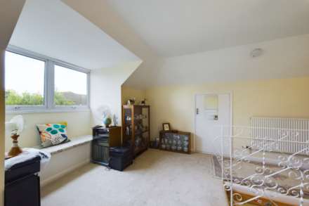 Crouchfield, Boxmoor, Image 11