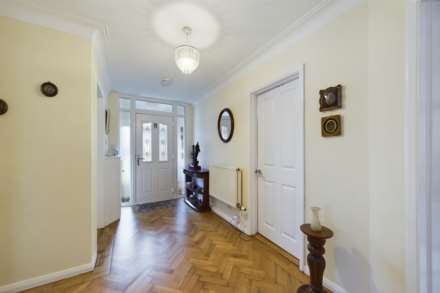 Crouchfield, Boxmoor, Image 6