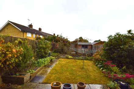 Larchwood Road, Adeyfield, Image 12