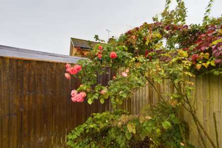 Larchwood Road, Adeyfield, Image 14