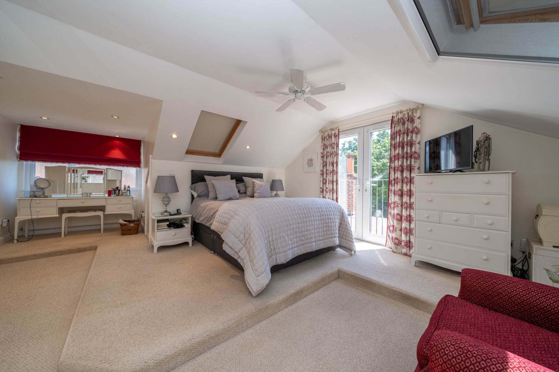 Tile Kiln Close, Leverstock Green, Image 12