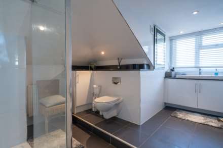 Tile Kiln Close, Leverstock Green, Image 15