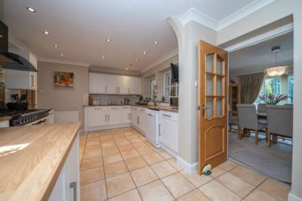 Tile Kiln Close, Leverstock Green, Image 6