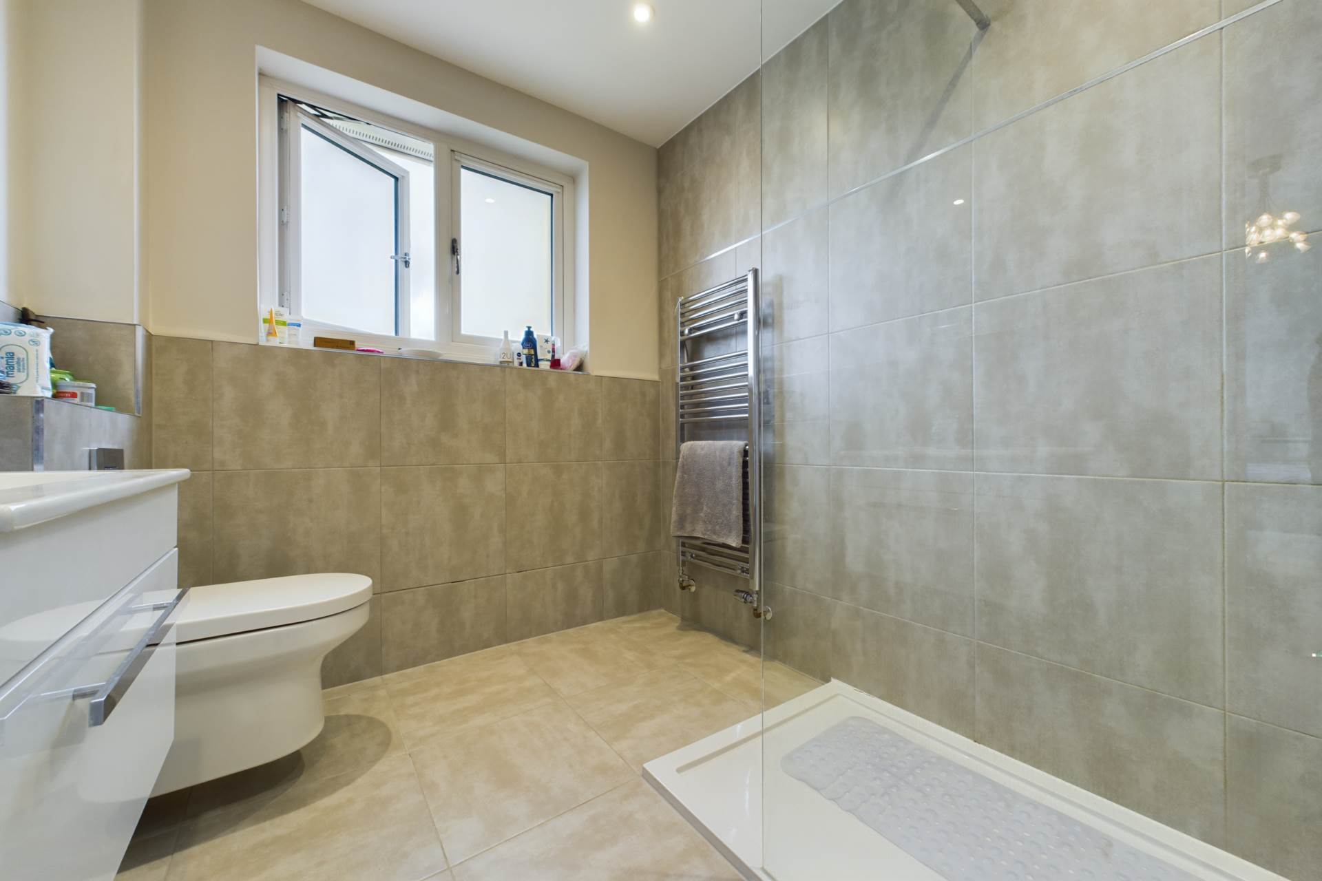 Green Lane, Bovingdon, Image 11