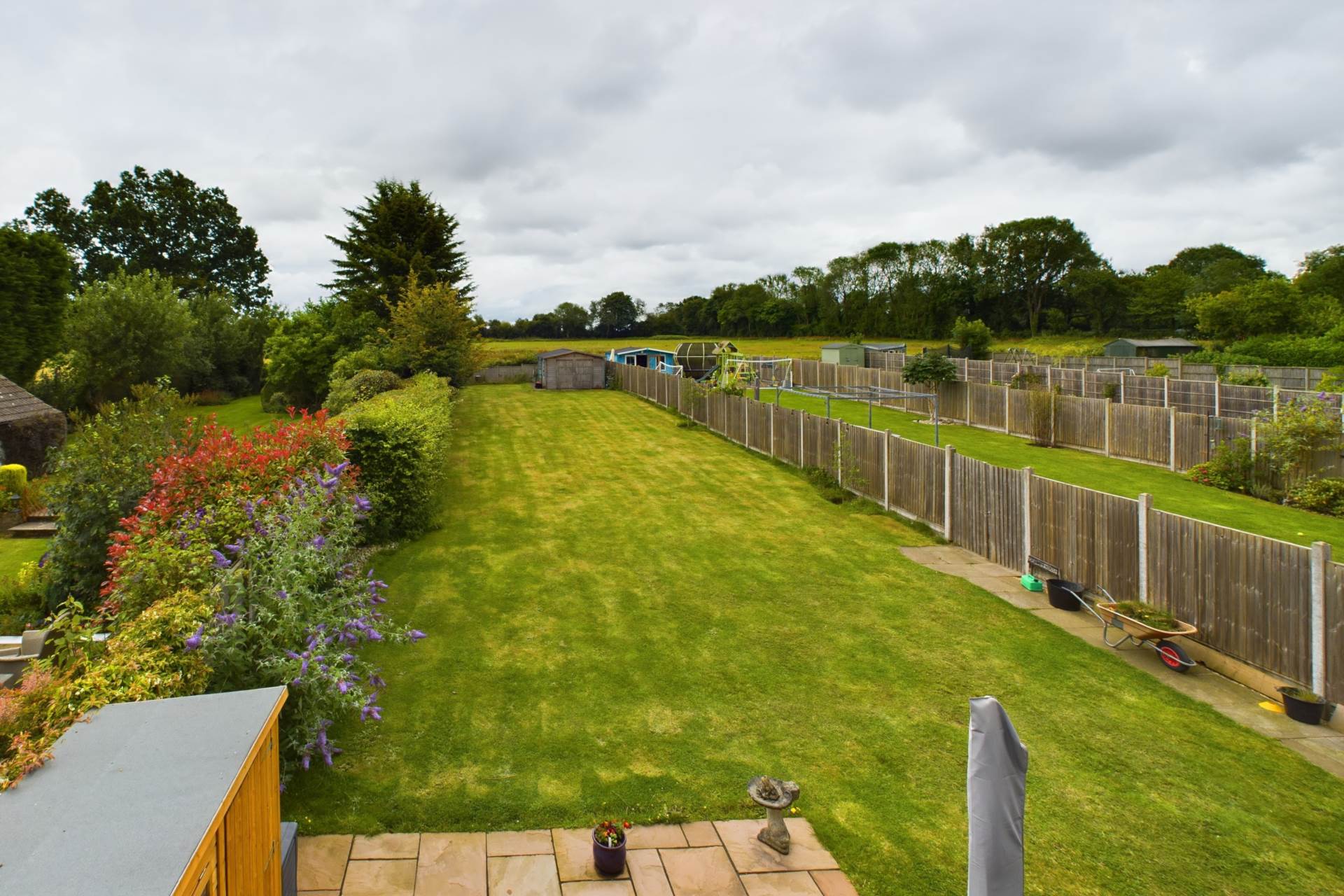 Green Lane, Bovingdon, Image 14