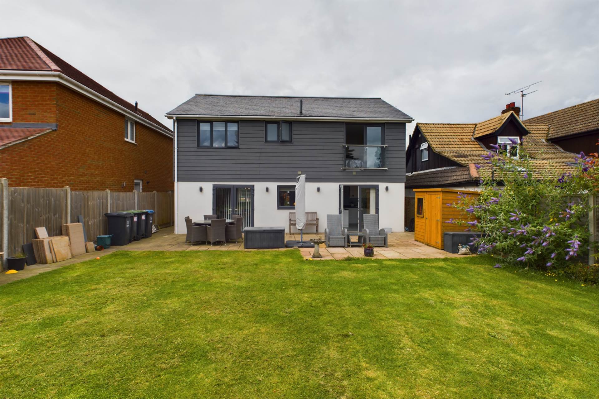 Green Lane, Bovingdon, Image 22