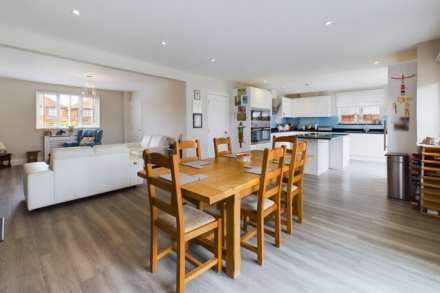 Green Lane, Bovingdon, Image 2