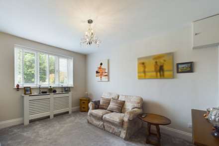 Green Lane, Bovingdon, Image 9