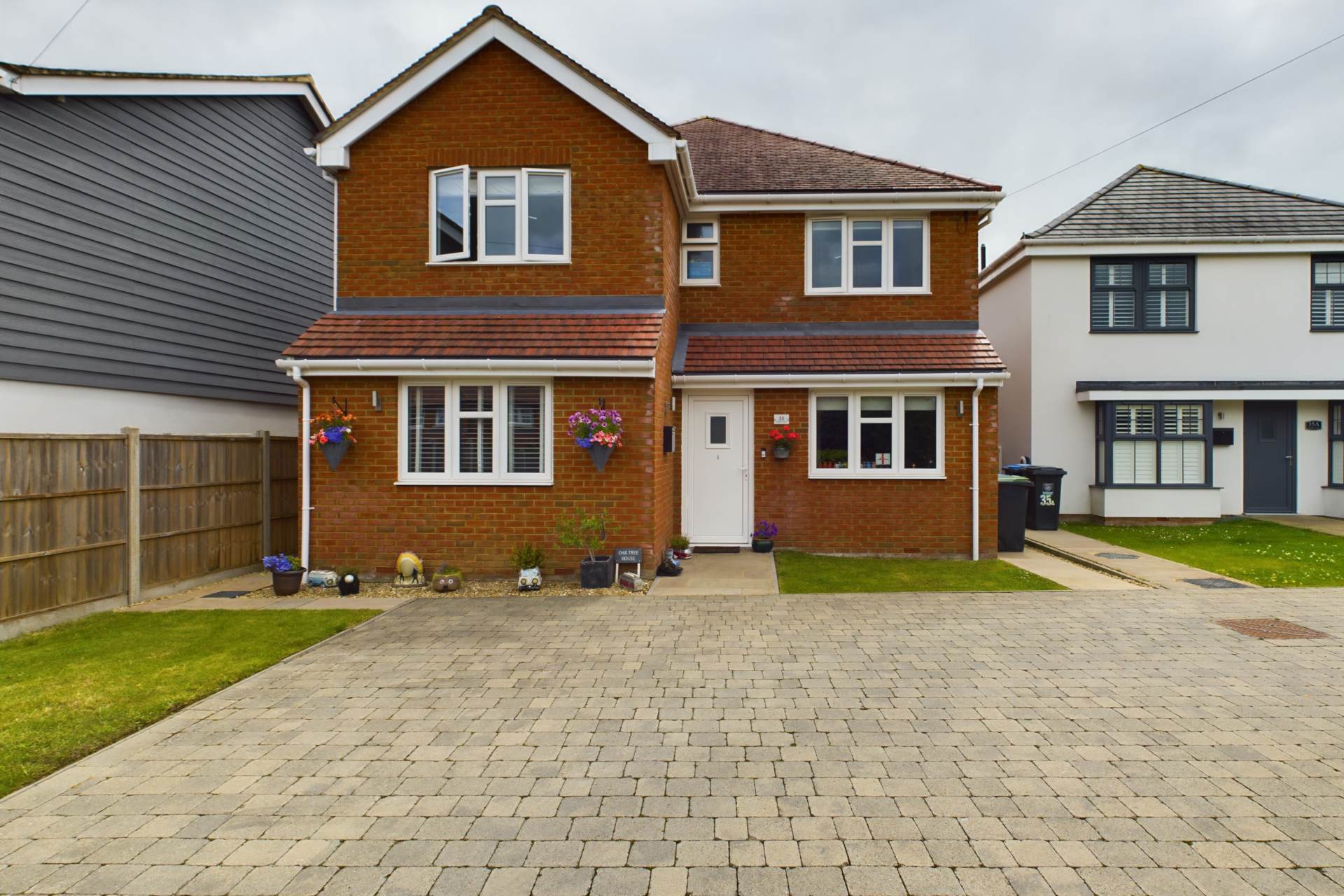 Green Lane, Bovingdon, Image 1