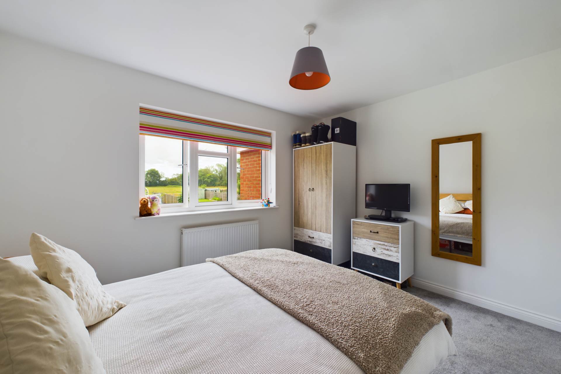 Green Lane, Bovingdon, Image 15
