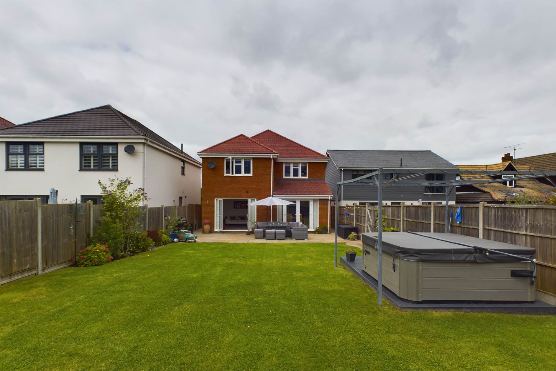 Green Lane, Bovingdon, Image 20