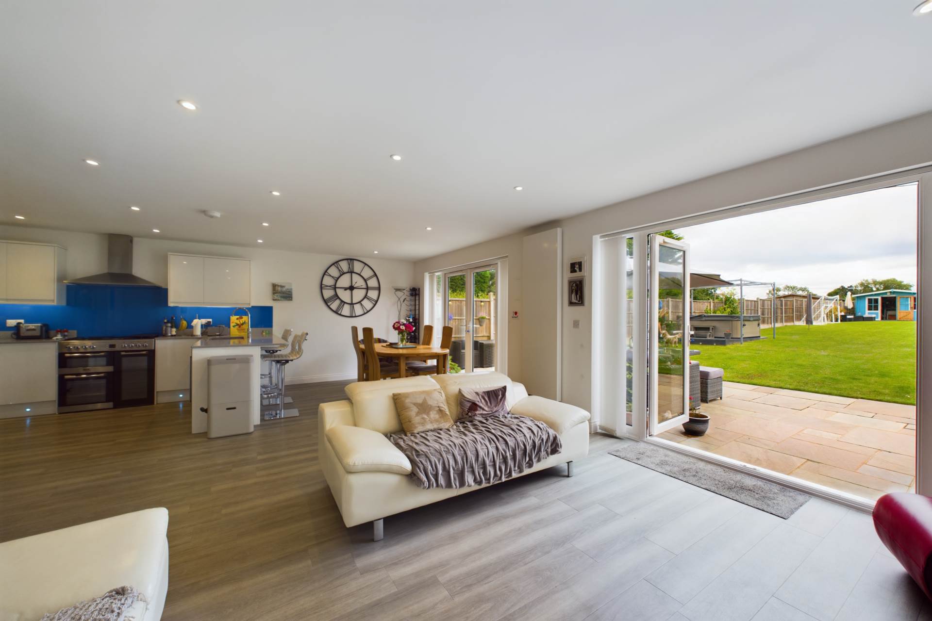 Green Lane, Bovingdon, Image 3