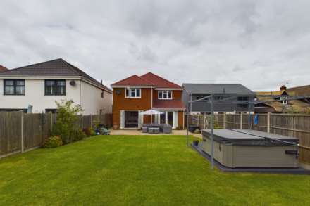 Green Lane, Bovingdon, Image 20