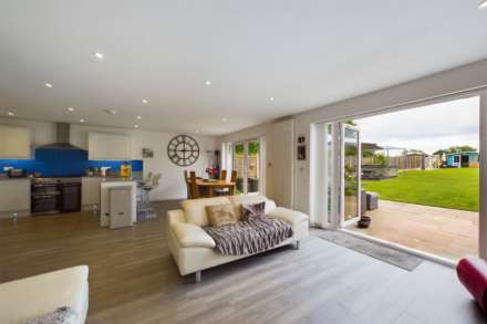 Green Lane, Bovingdon, Image 3