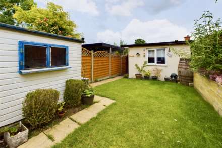 Glamis Close, Hemel Hempstead, Image 13