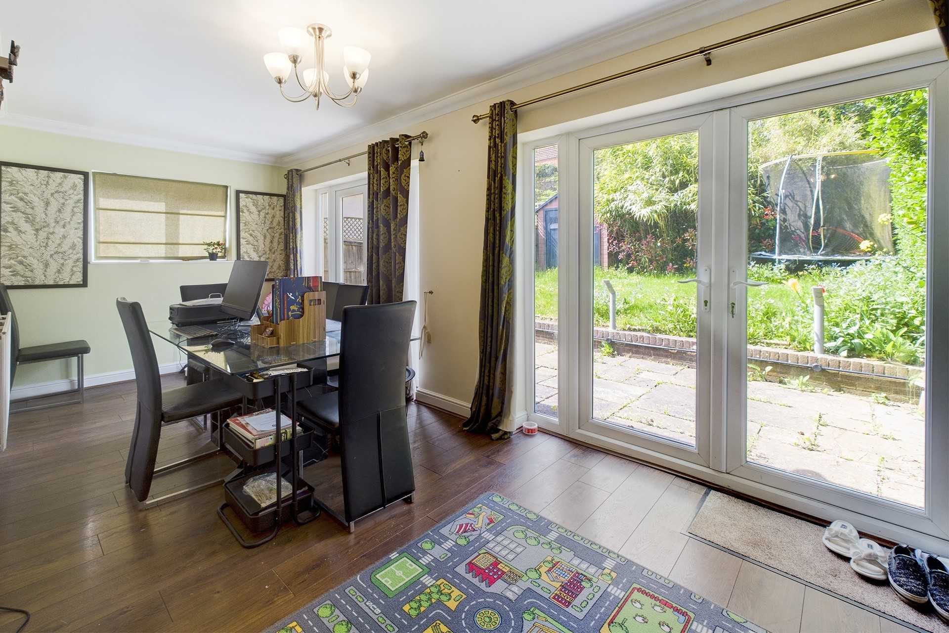 Glendale, Boxmoor, Image 3