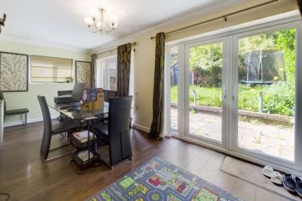 Glendale, Boxmoor, Image 3