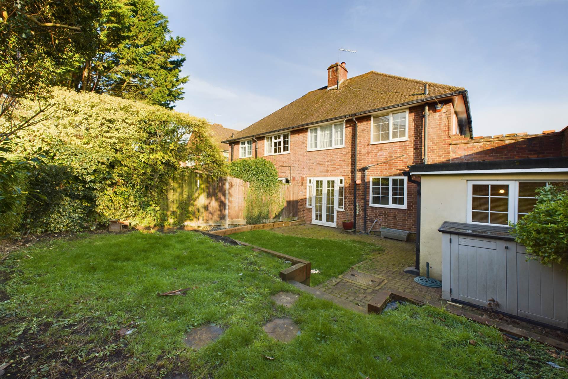 WELL PRESENTED 3 BED HOME WITH OFF-STREET PARKING & GARDEN, Image 15