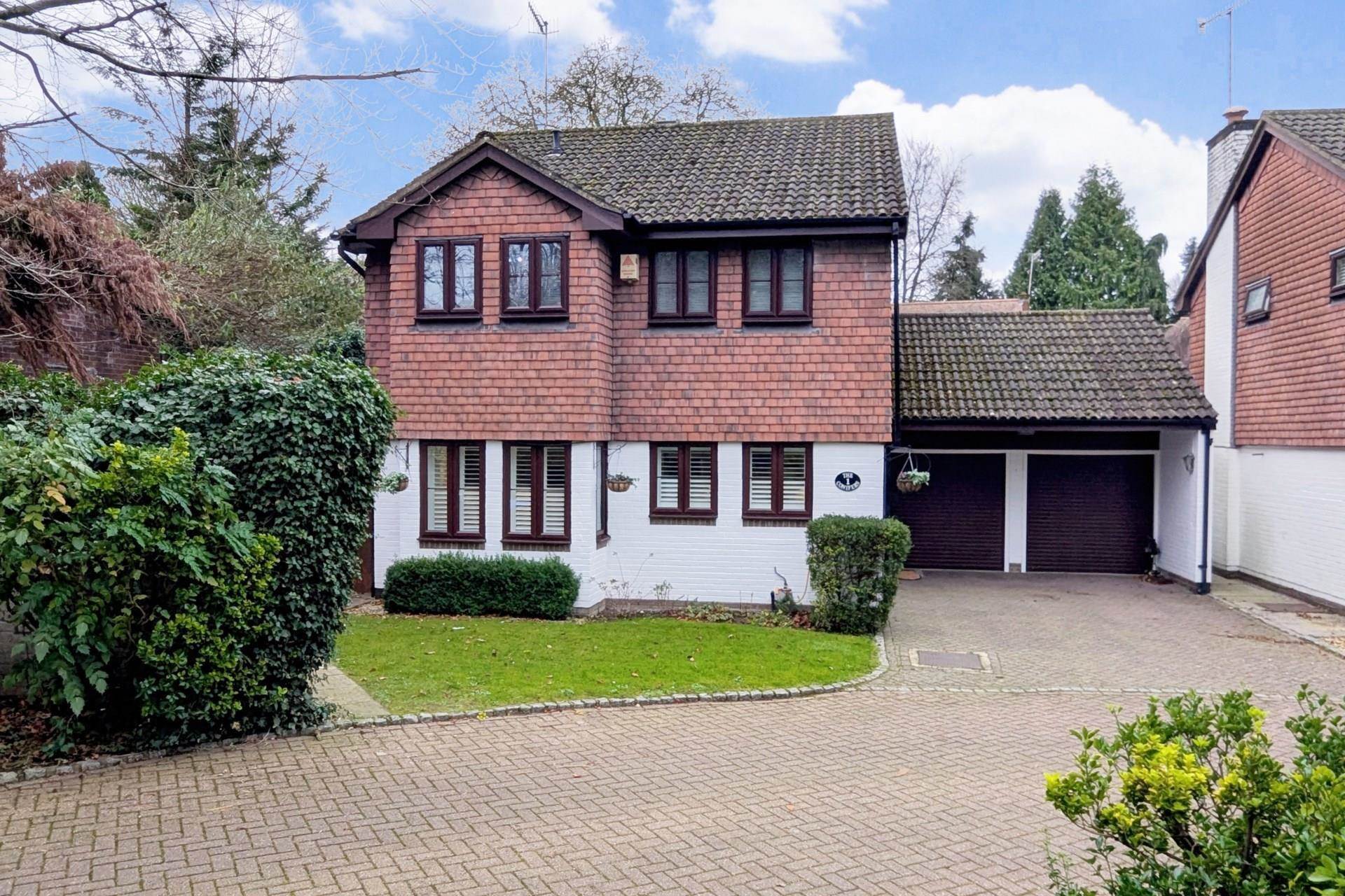 The Conifers, Box Lane, Felden, Image 1