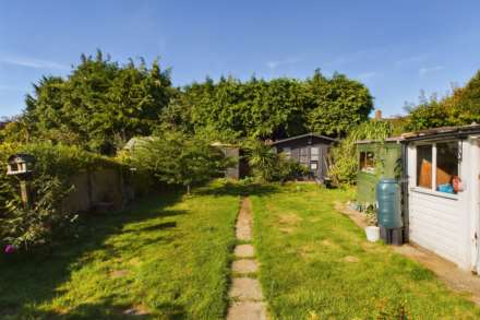 Adeyfield Gardens, Adeyfield, Image 12