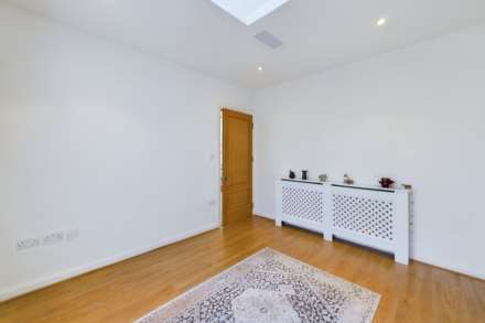 Adeyfield Gardens, Adeyfield, Image 7