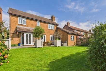 Green End Gardens, Boxmoor, Image 2