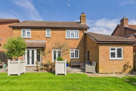 Green End Gardens, Boxmoor, Image 27
