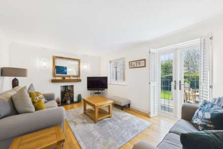 Green End Gardens, Boxmoor, Image 28