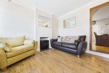 Henry Street, Apsley, Image 13