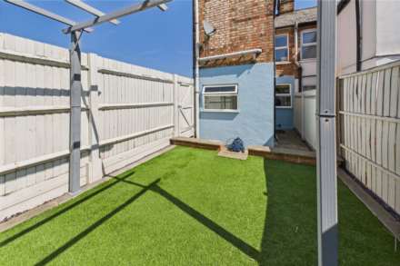 Henry Street, Apsley, Image 19