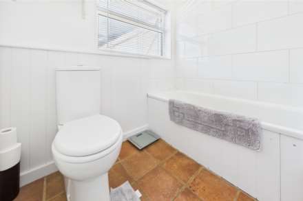 Henry Street, Apsley, Image 4