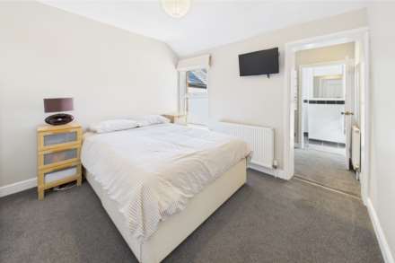 Henry Street, Apsley, Image 5