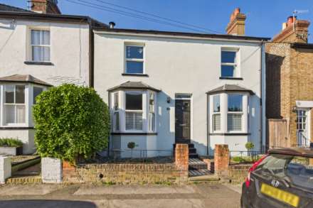 Horsecroft Road, Boxmoor, Image 1