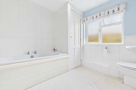 Horsecroft Road, Boxmoor, Image 22