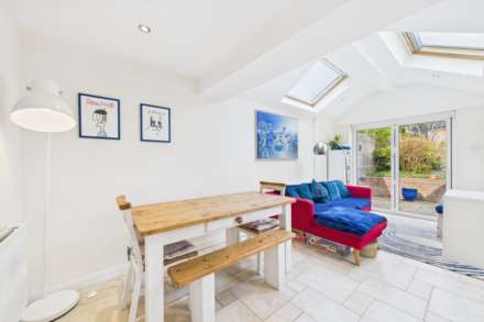 Horsecroft Road, Boxmoor, Image 3