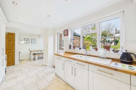 Horsecroft Road, Boxmoor, Image 4
