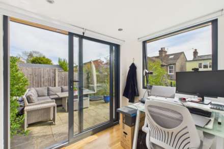 Horsecroft Road, Boxmoor, Image 7