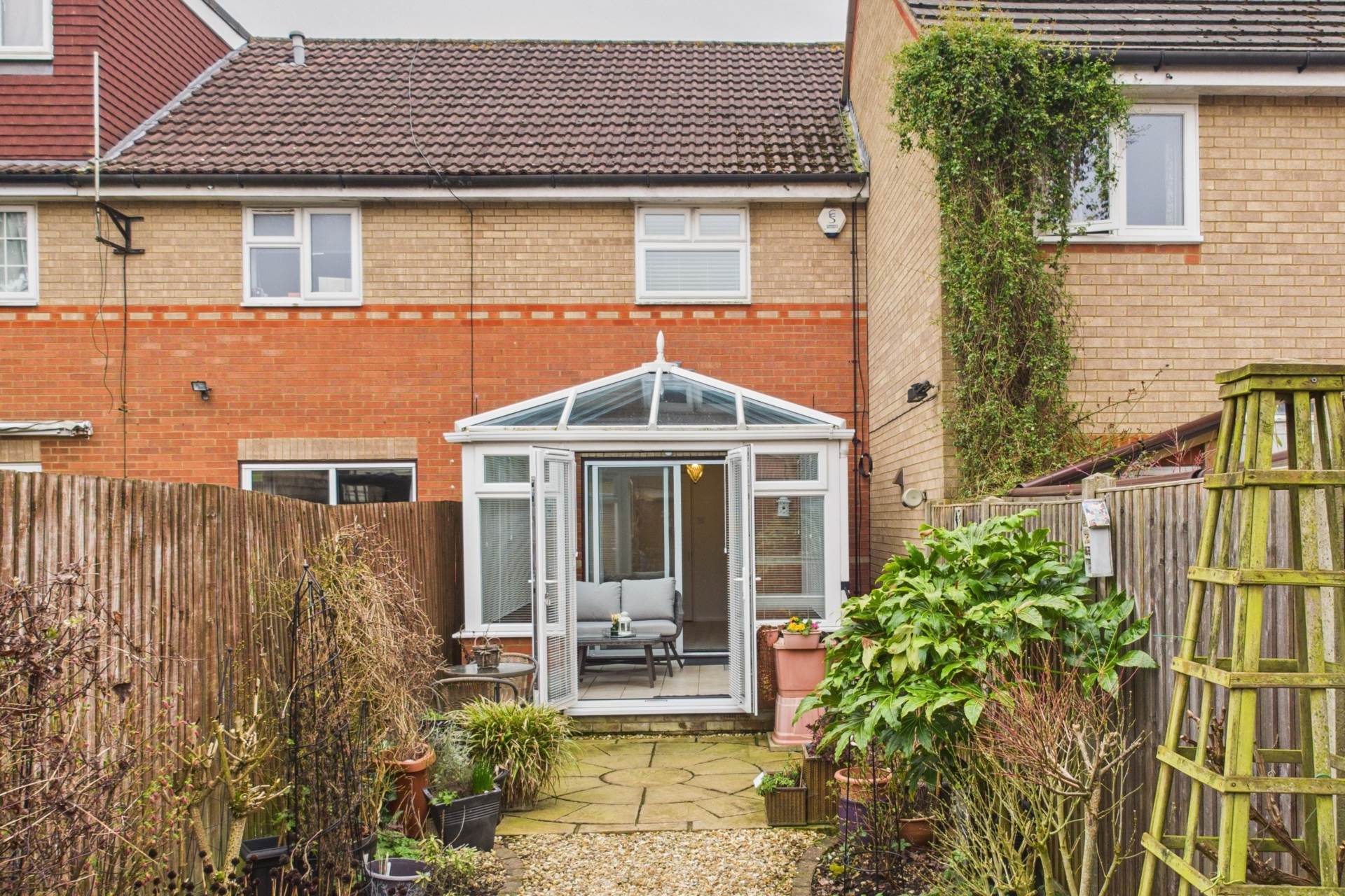 Quendell Walk, Adeyfield, Image 20