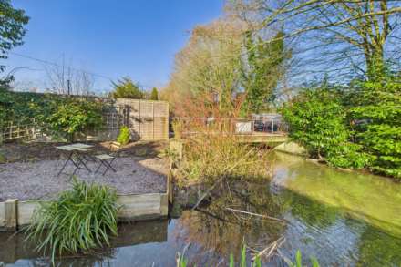 Two Waters Road, Apsley, Image 16