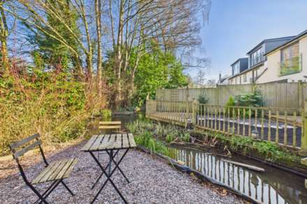 Two Waters Road, Apsley, Image 19